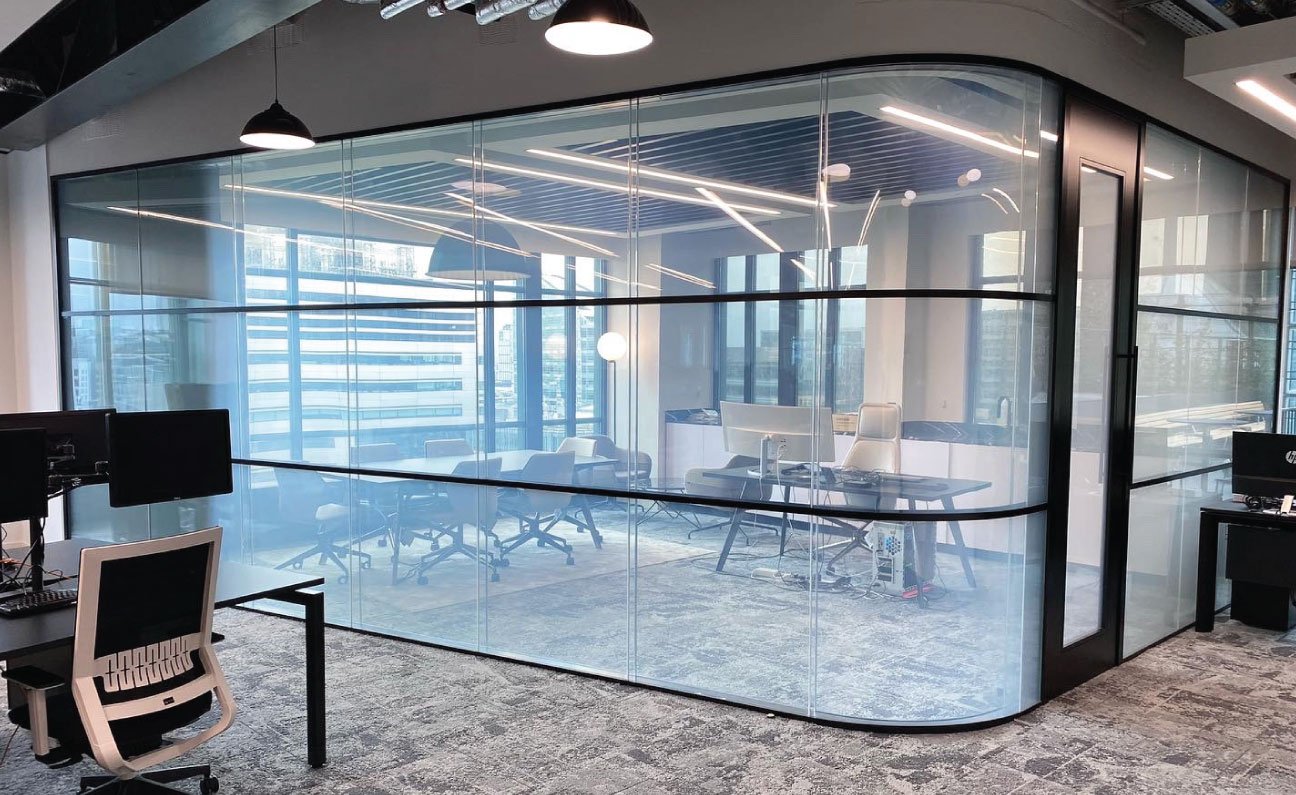 laminated-smart-glass-corporate-boardrooms copy